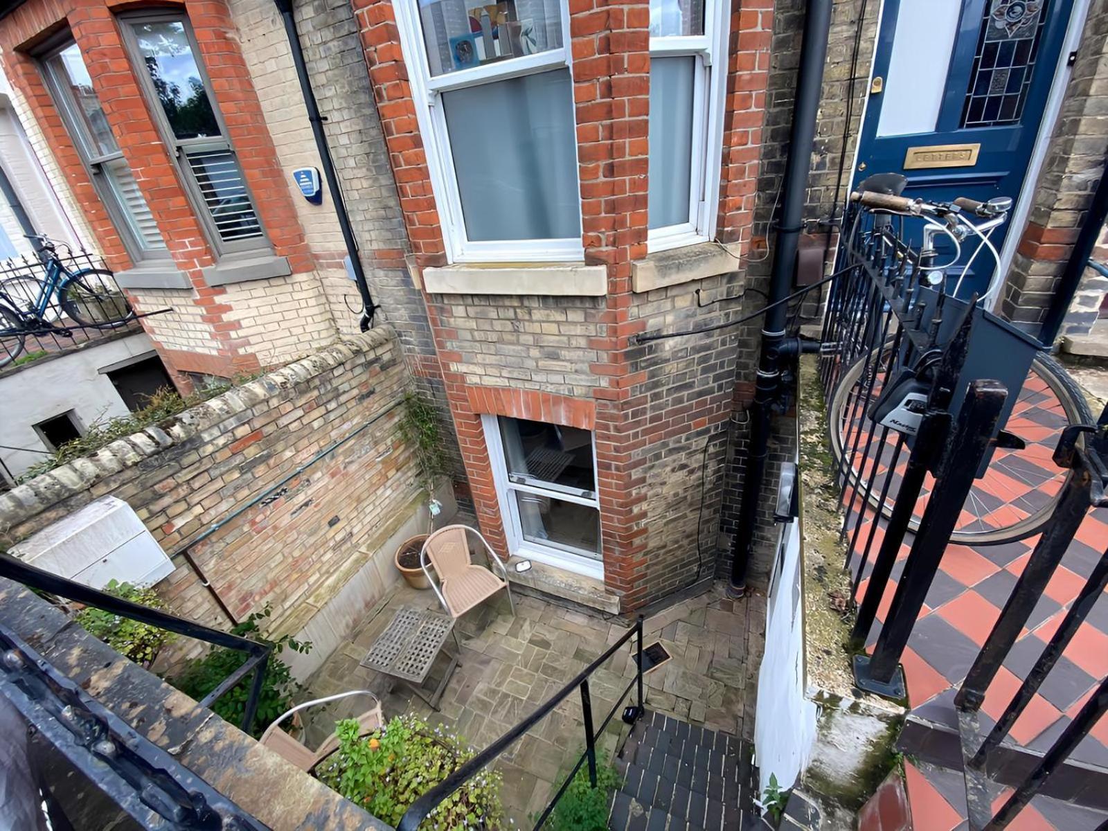 Stunning 1br - Super Central- Peaceful Area - Lower Ground Cambridge (Cambridgeshire)
